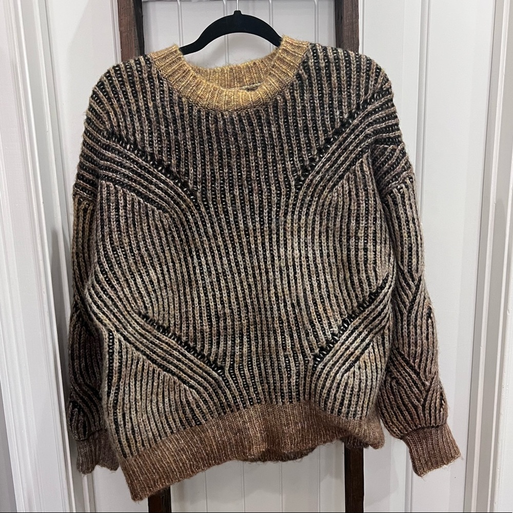 BKE Sweater